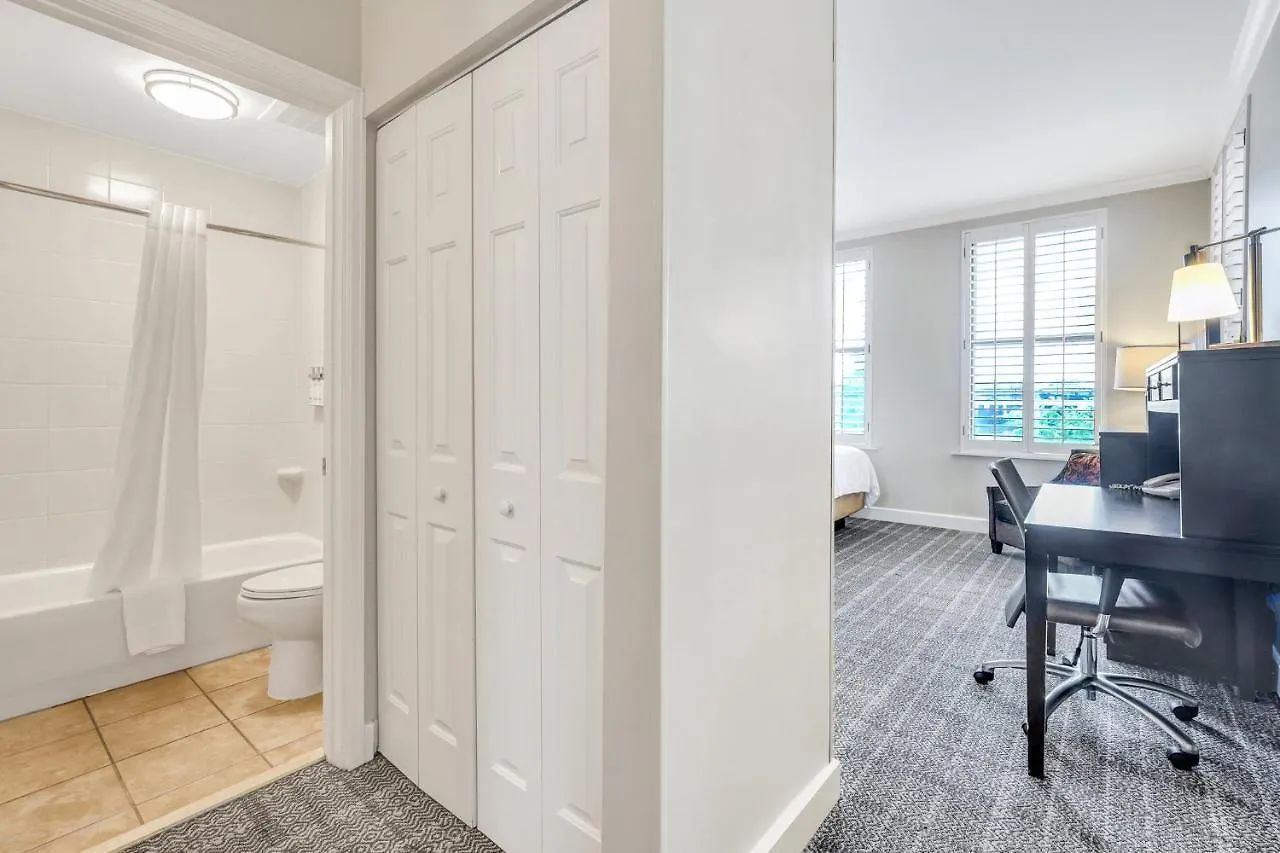 Staybridge Suites Savannah Historic District By Ihg