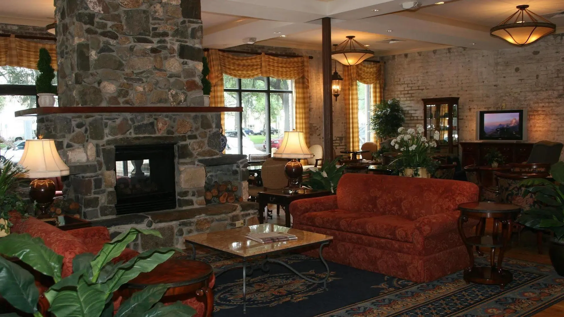 Staybridge Suites Savannah Historic District By Ihg 3*,